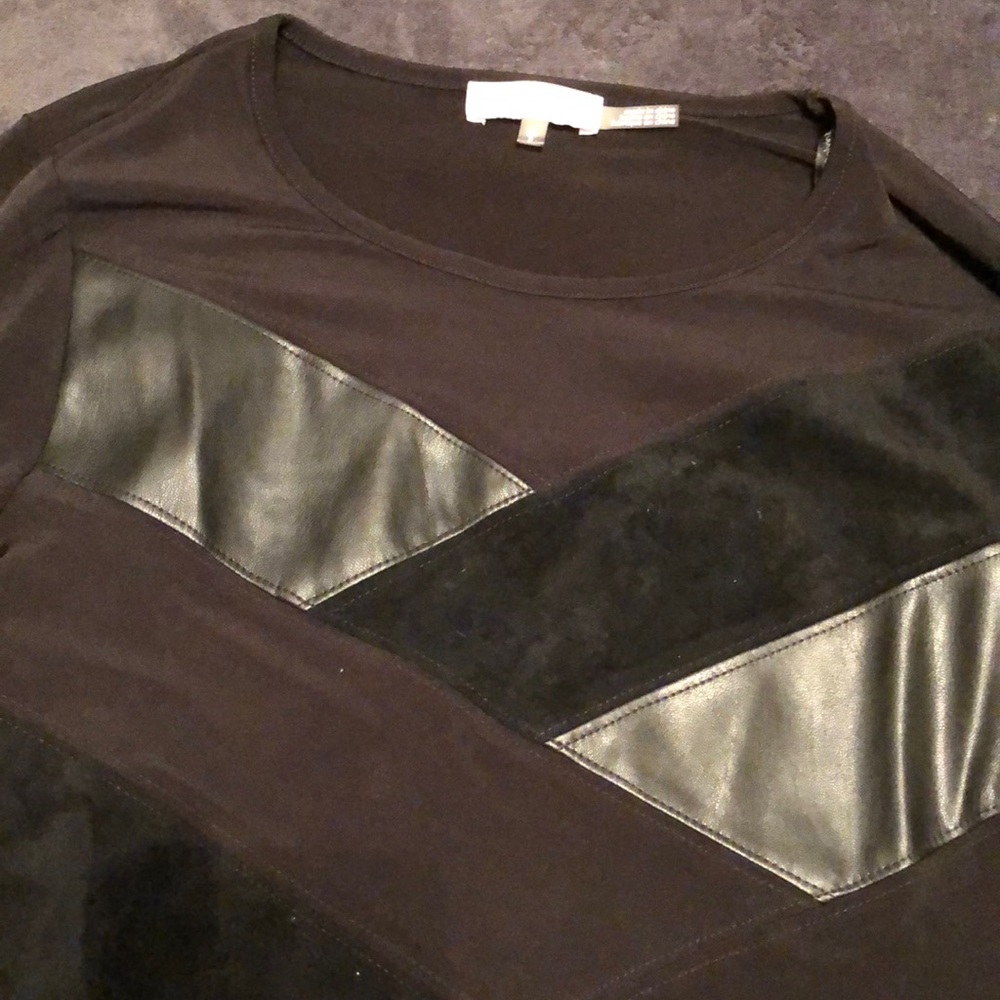 Express Blouse - Picture 2 of 4